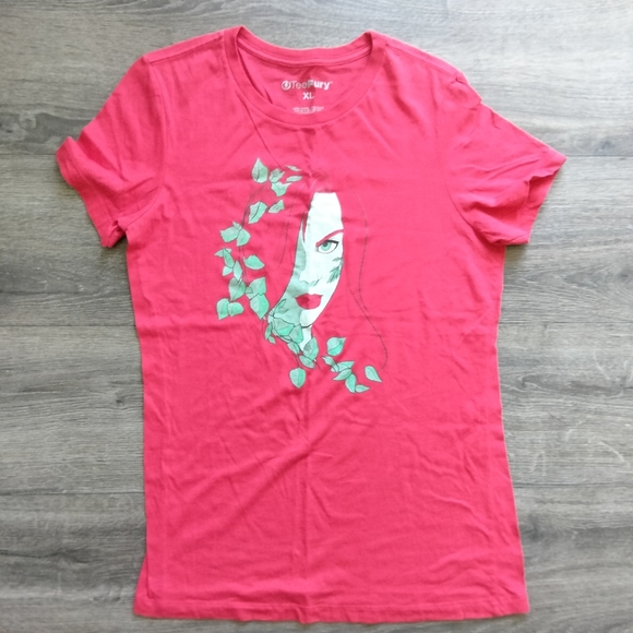 Tee Fury Short Sleeve Red Tshirt Girls Size XL 100% Cotton - Picture 1 of 7